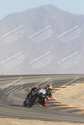 media/Jan-09-2025-Racers Edge (Thu) [[9e316ffd38]]/3-B Group/Session 4 (Turn 12 The Slide)/